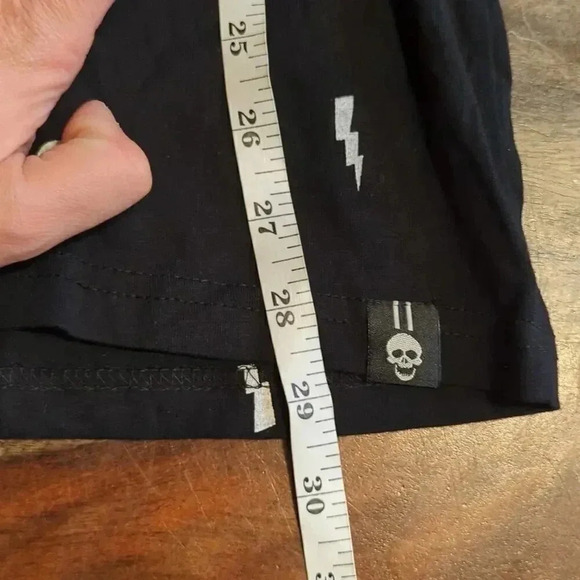 FREE planet skull Short sleeve top - Picture 7 of 8